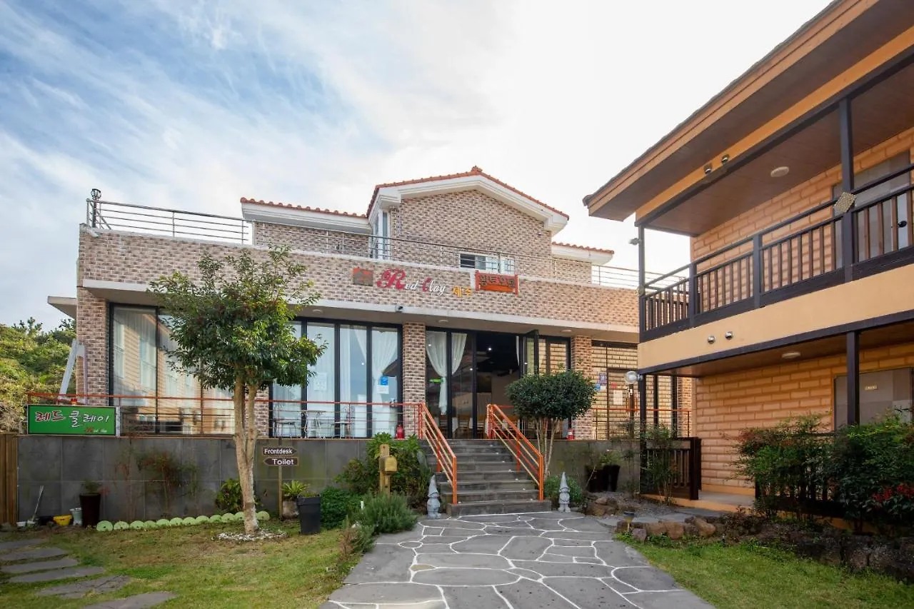 Red Clay Pension Jeju
