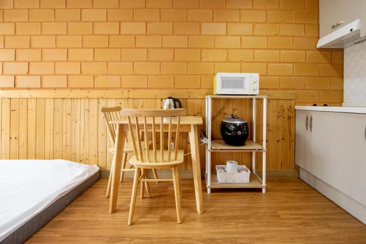 Red Clay Pension Jeju